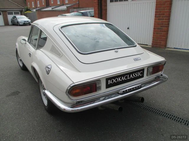 1972 Triumph GT6 in Greater London 2