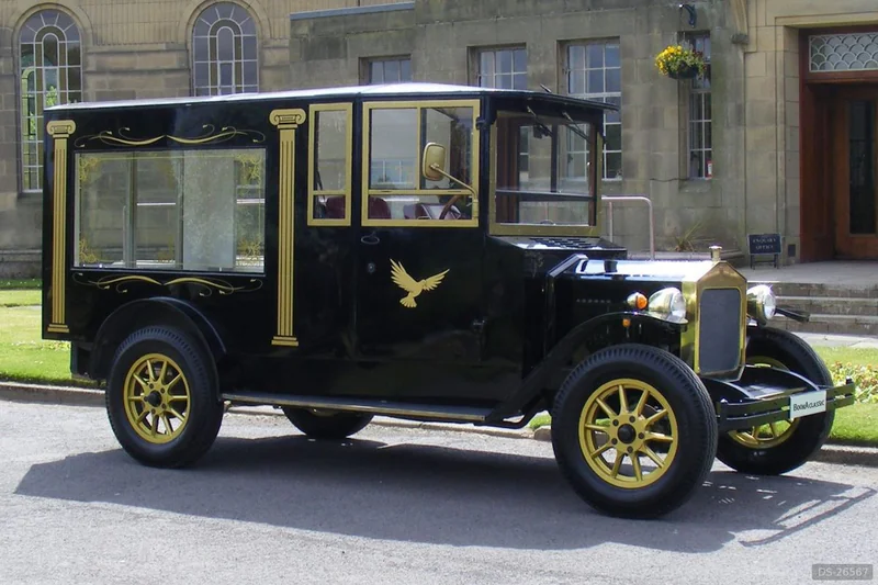 1988 Fleur de Lys Hearse in Glasgow 2