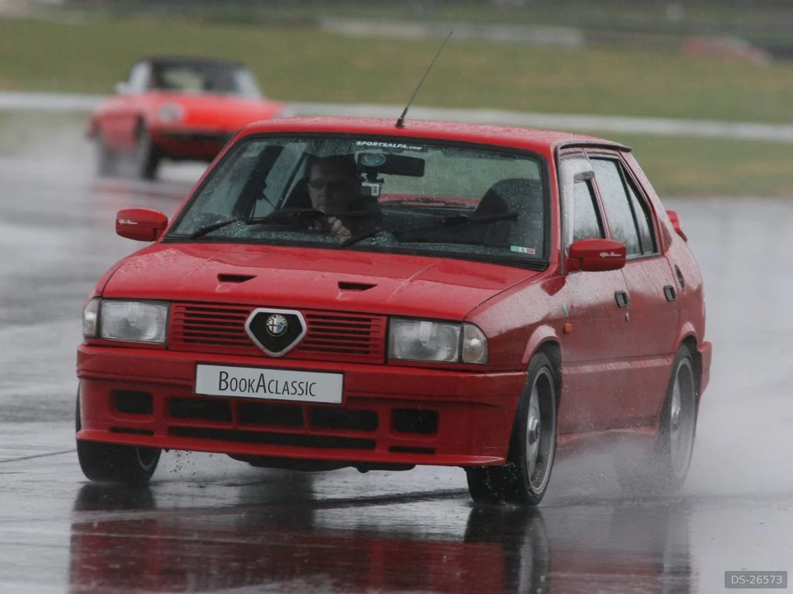 1989 Alfa Romeo 33 1.7 QV