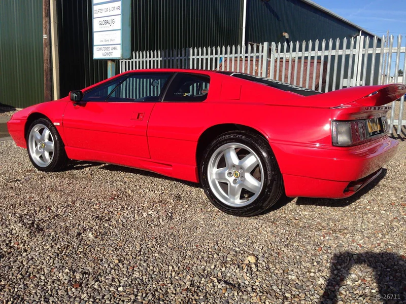 1988 Lotus Esprit S4 2.2 Turbo X180 in Cambridgeshire 3