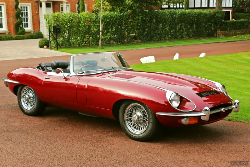 1970 Jaguar E-Type in Weybridge 10