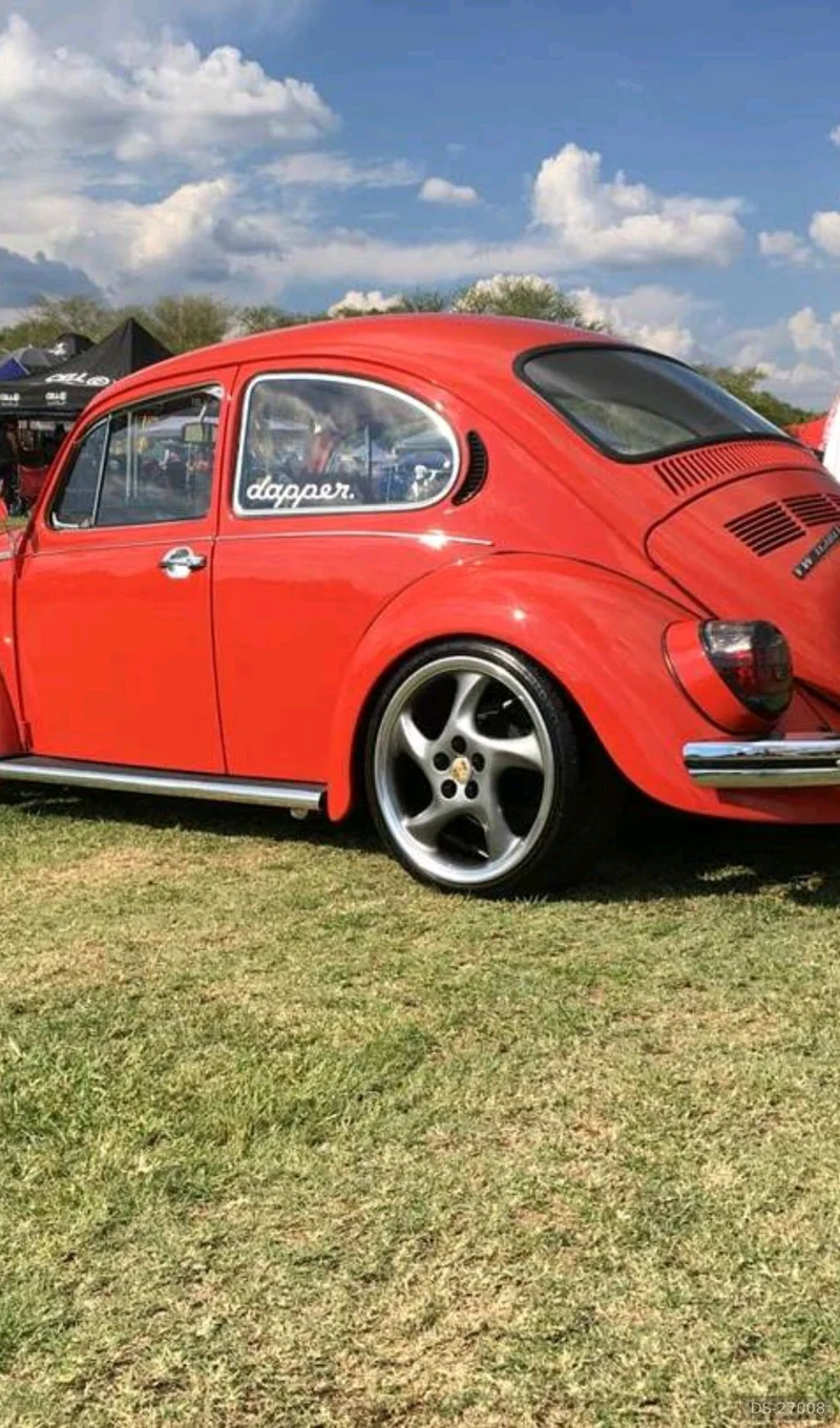 1975 Volkswagen Beetle in Centurion 2
