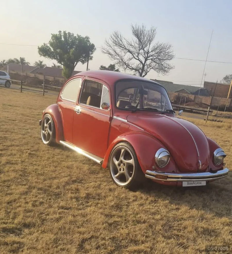 1975 Volkswagen Beetle in Centurion 3