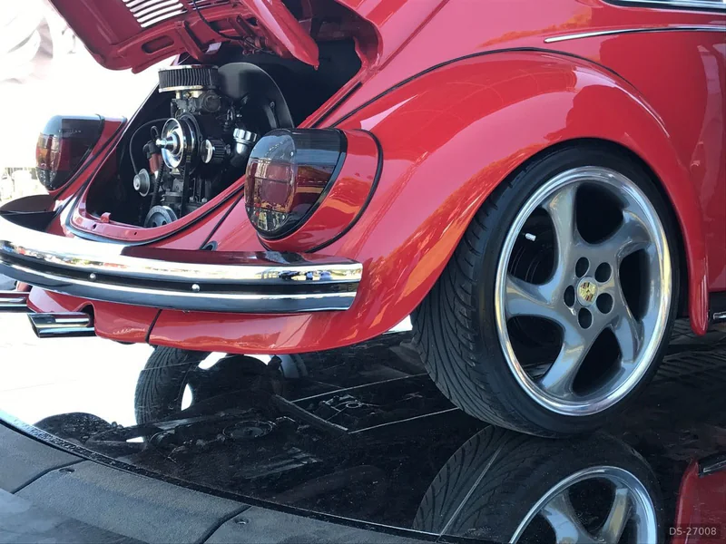1975 Volkswagen Beetle in Centurion 10