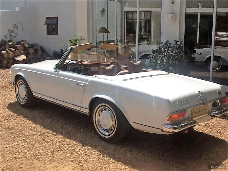 1969 Mercedes-Benz 280SL Pagoda in Groot Drakenstein 2