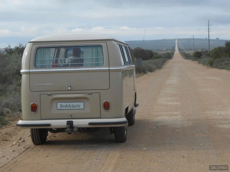 1970 Volkswagen Deluxe in Paarl 4