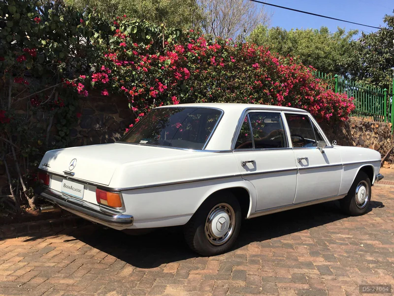 1973 Mercedes-Benz 220 in Pretoria 4