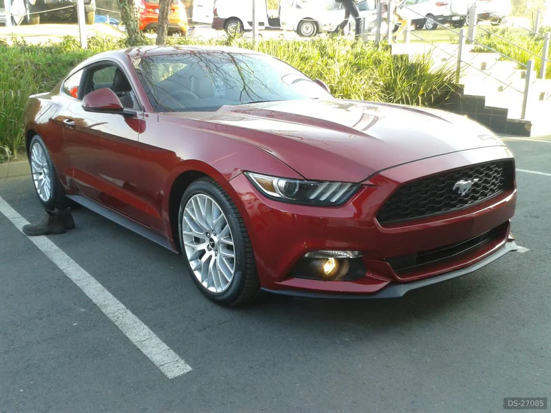 2016 Ford Mustang 2.3 Ecoboost in Cape Town 4
