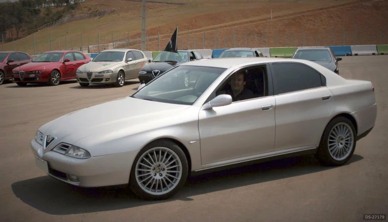 2000 Alfa Romeo 166 in Belo Horizonte 4