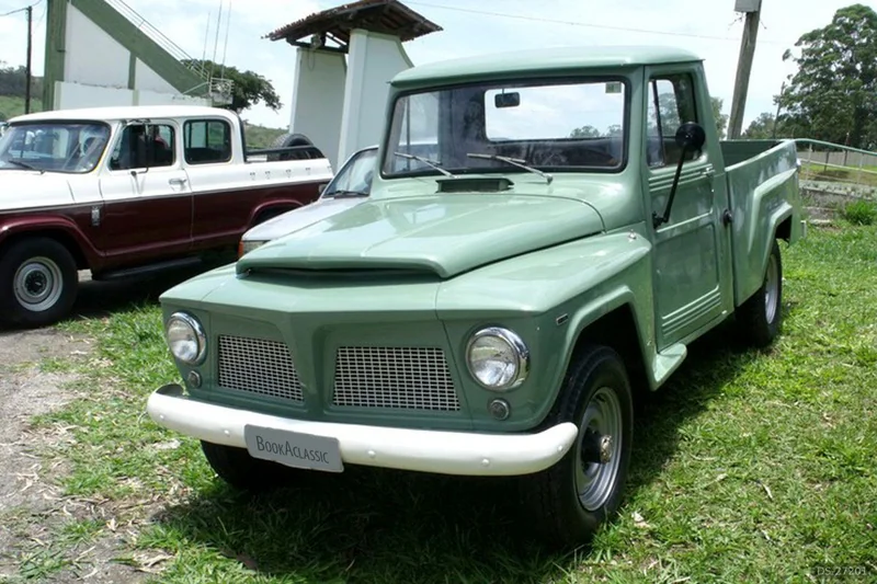1970 Ford Willys F-75