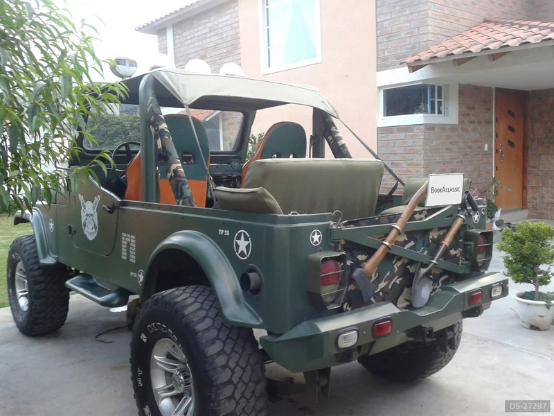 1988 Jeep Cj8 in Ibarra 3
