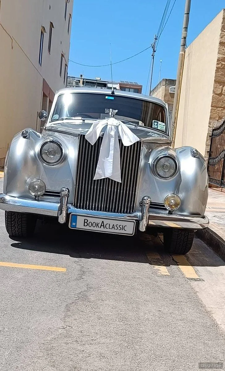 1958 Rolls-Royce Silver Cloud - Silver in Qormi 3