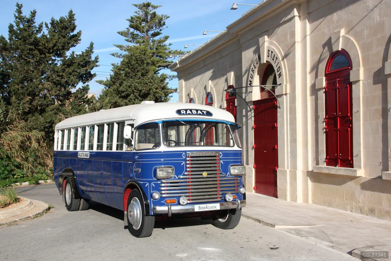 1936 REO Speedwagon in Luqa 2