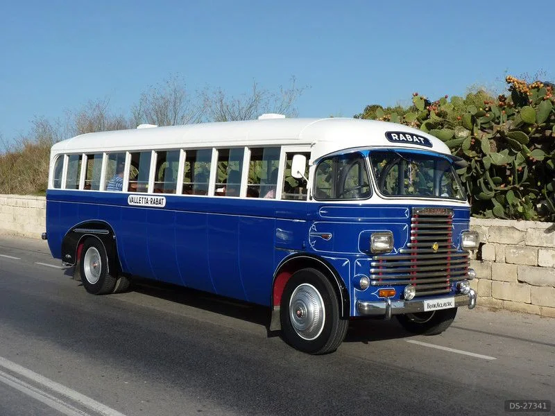 1936 REO Speedwagon in Luqa 3