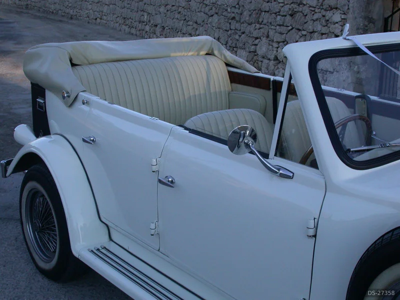 1935 Beauford 4 Door in Malta 3