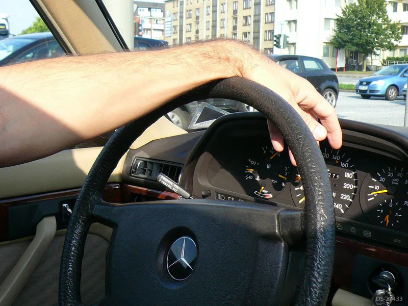 1987 Mercedes-Benz 300 SE (W 126) in Hamburg 3