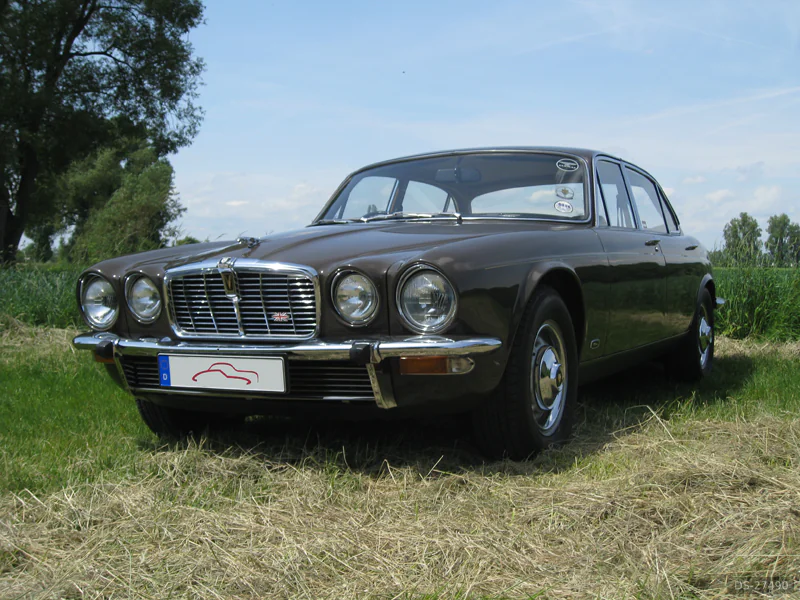 1975 Jaguar XJ 12 L