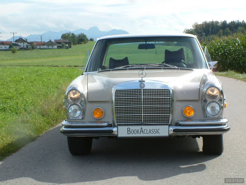 1971 Mercedes-Benz 280 SE 4.5 in München 4