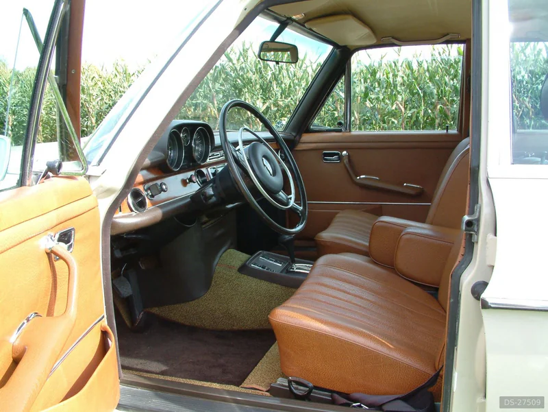 1971 Mercedes-Benz 280 SE 4.5 in München 7