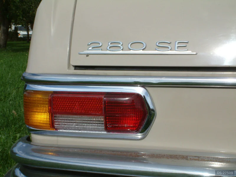 1971 Mercedes-Benz 280 SE 4.5 in München 8