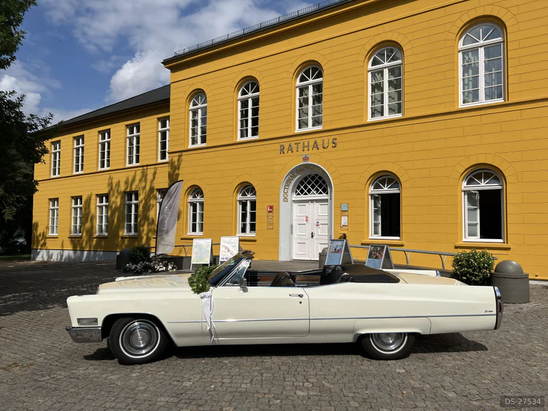 1968 Cadillac De Ville Cabrio in Hamburg 7