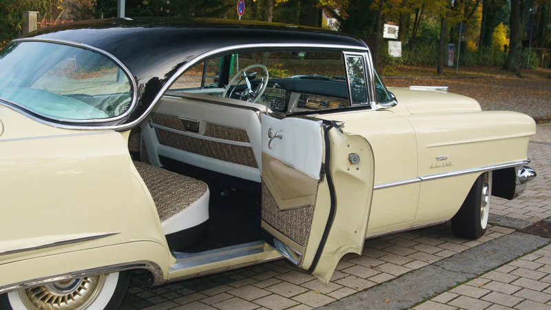 1956 Cadillac Sedan De Ville in Berlin 4