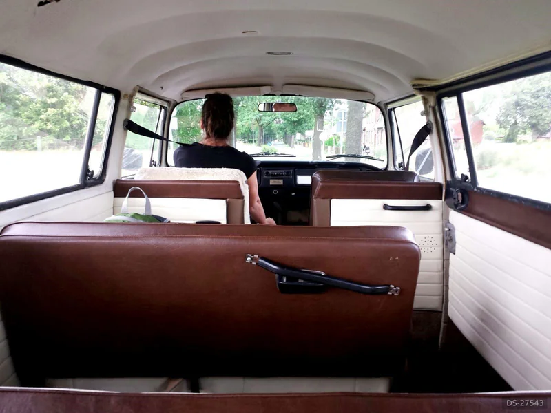 1969 Volkswagen T2a in Berlin 6