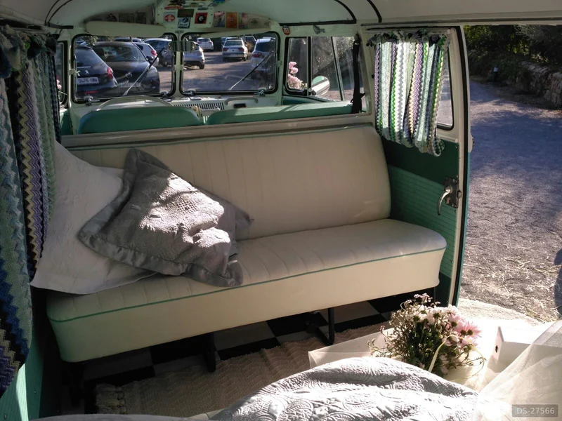 1963 Volkswagen Combi T1 in Palma De Mallorca 3