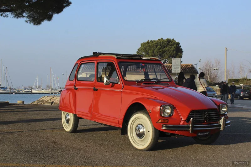 1977 Citroen Dyane 6 in Roncoferraro 6