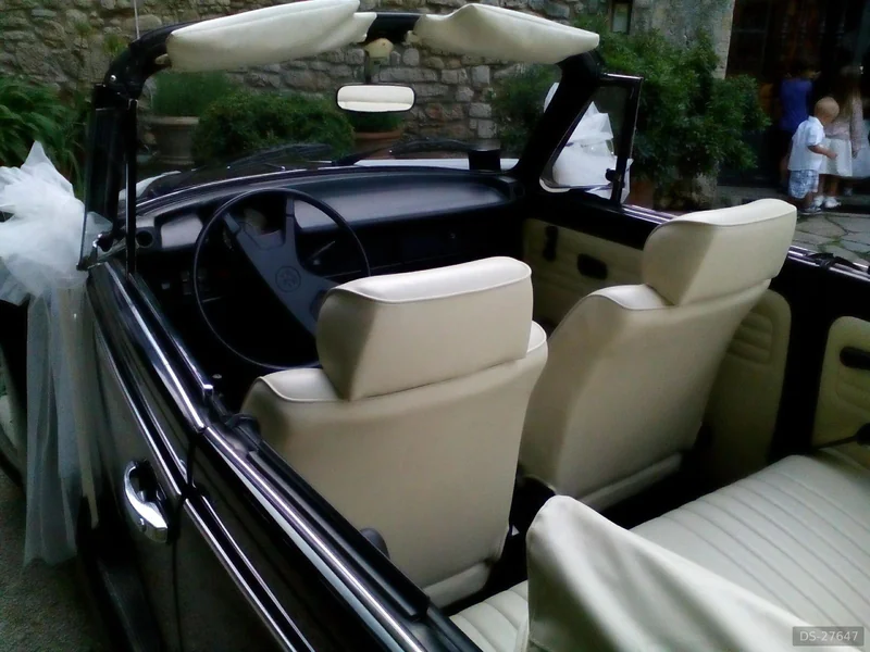 1976 Volkswagen Maggiolone 1303 cabriolet in Arrone 4