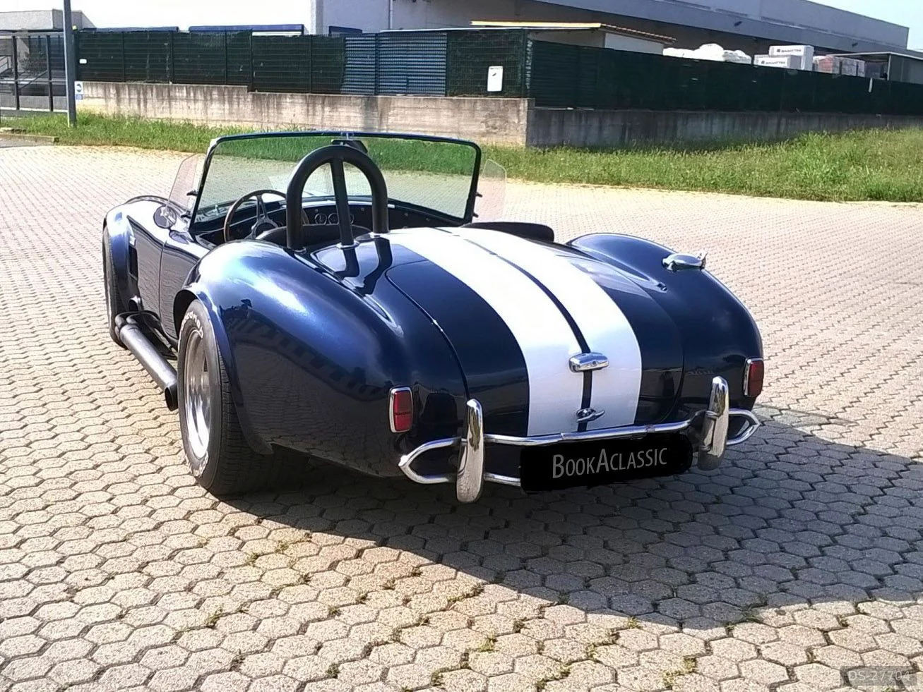 1965 AC Cobra 427
