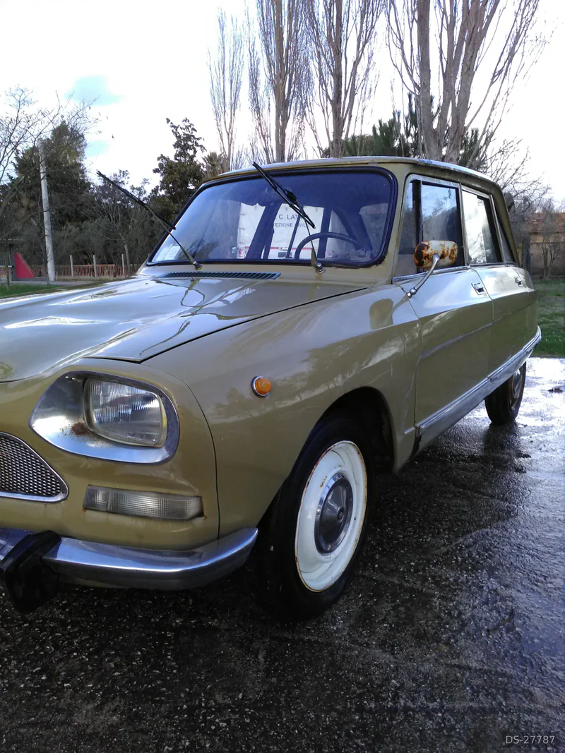 1969 Citroen Ami 8 in Latina 2