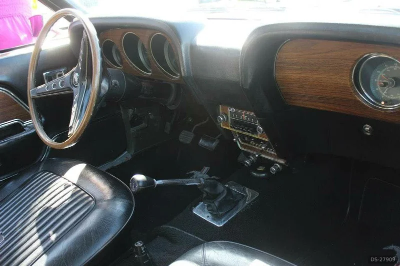 1969 Ford Mustang in Faro 8