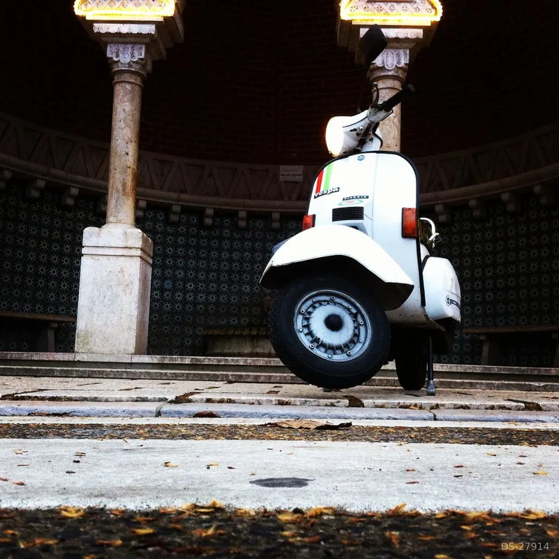 1996 Piaggio Vespa PX125E in Lisboa 3
