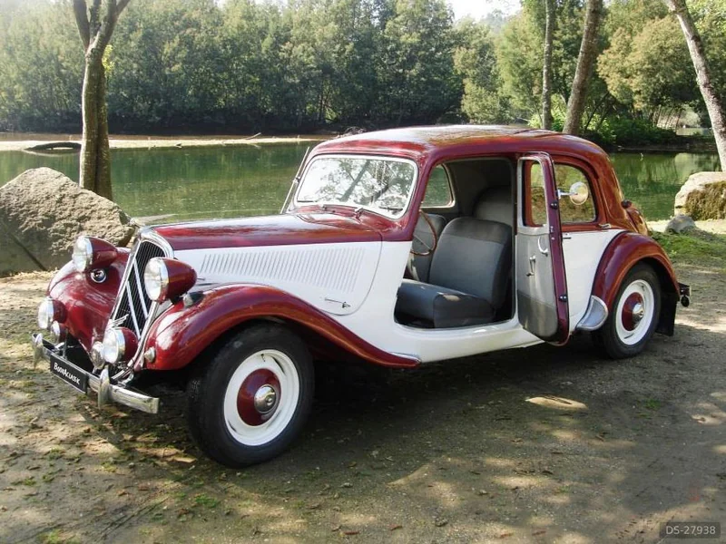 1952 Citroen 11 BL - Arrastadeira in Amares 4