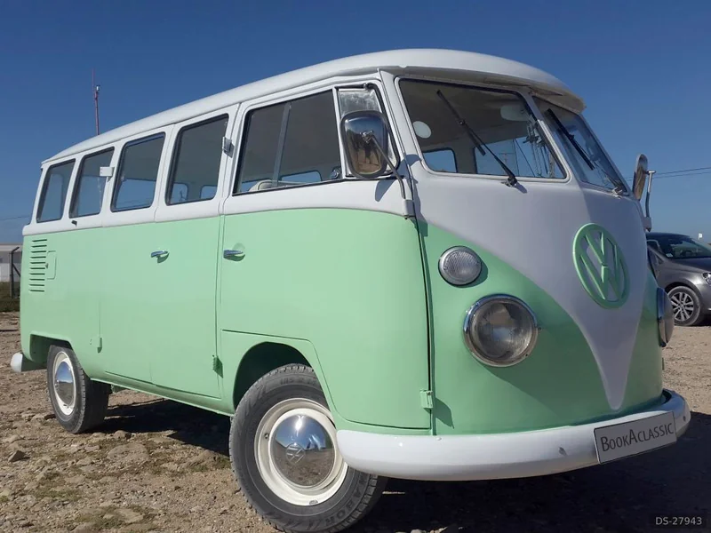 1966 Volkswagen T1 Splitscreen Verde in Almada 1