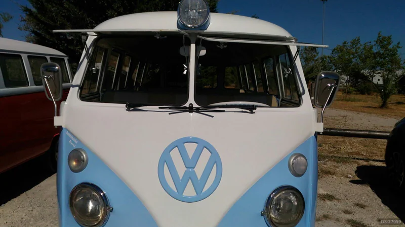 1966 Volkswagen T1 Splitscreen Azul in Almada 2