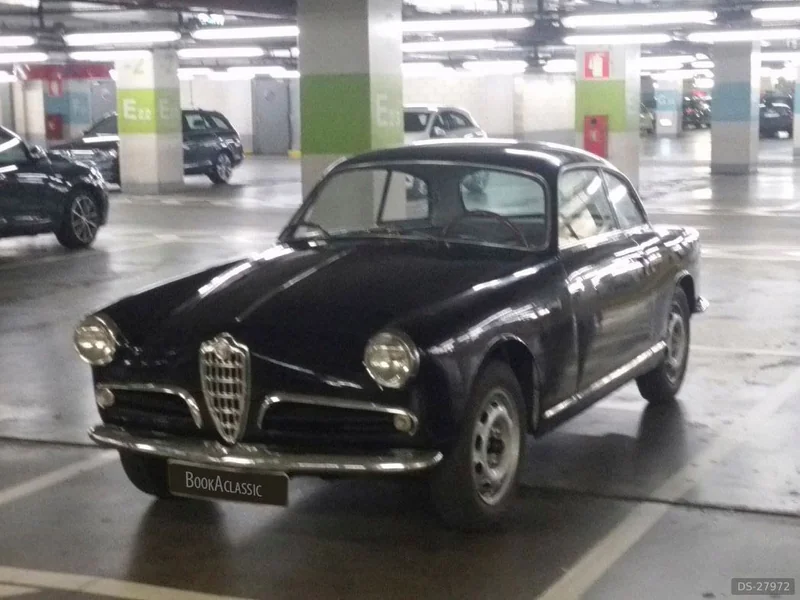 1957 Alfa Romeo Giulietta Sprint in Lisboa 2