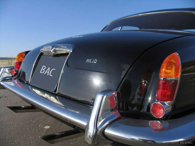 1964 Jaguar MK 10 in Porto 7
