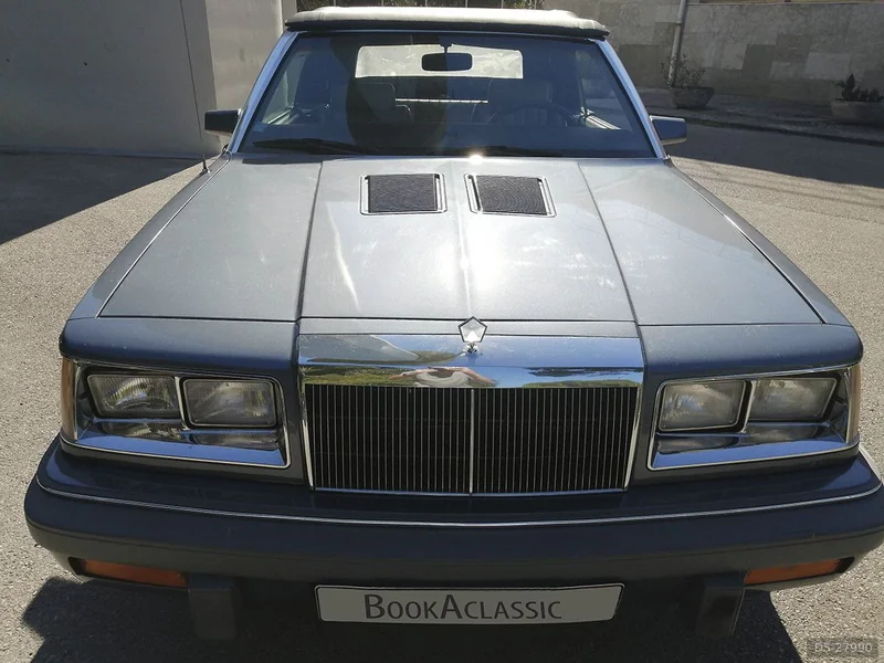 1986 Chrysler Lebaron in Rio de Mouro 5