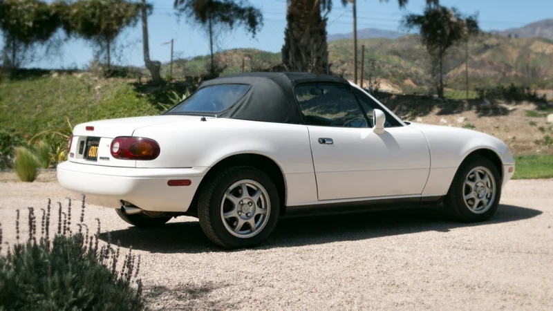 1995 Mazda Miata 4