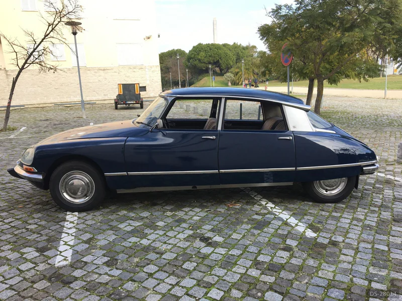 1970 Citroen DS in Lisboa 11