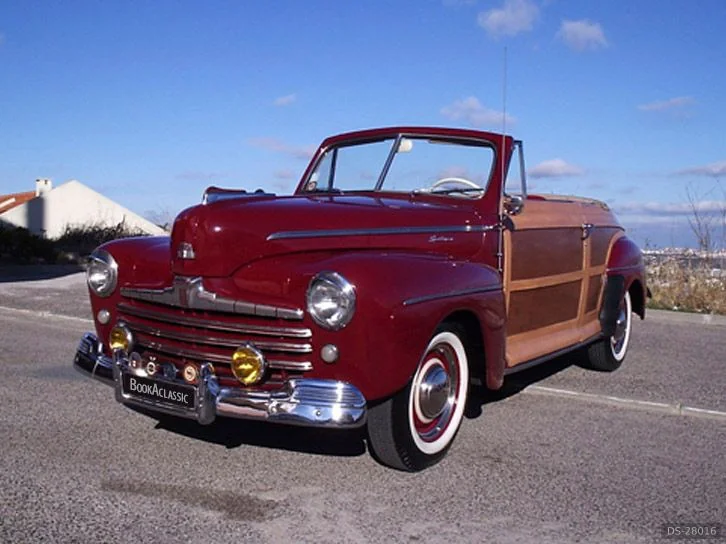 1947 Ford Super Deluxe Sportsman