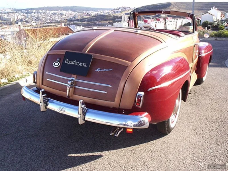1947 Ford Super Deluxe Sportsman in Lisboa 4