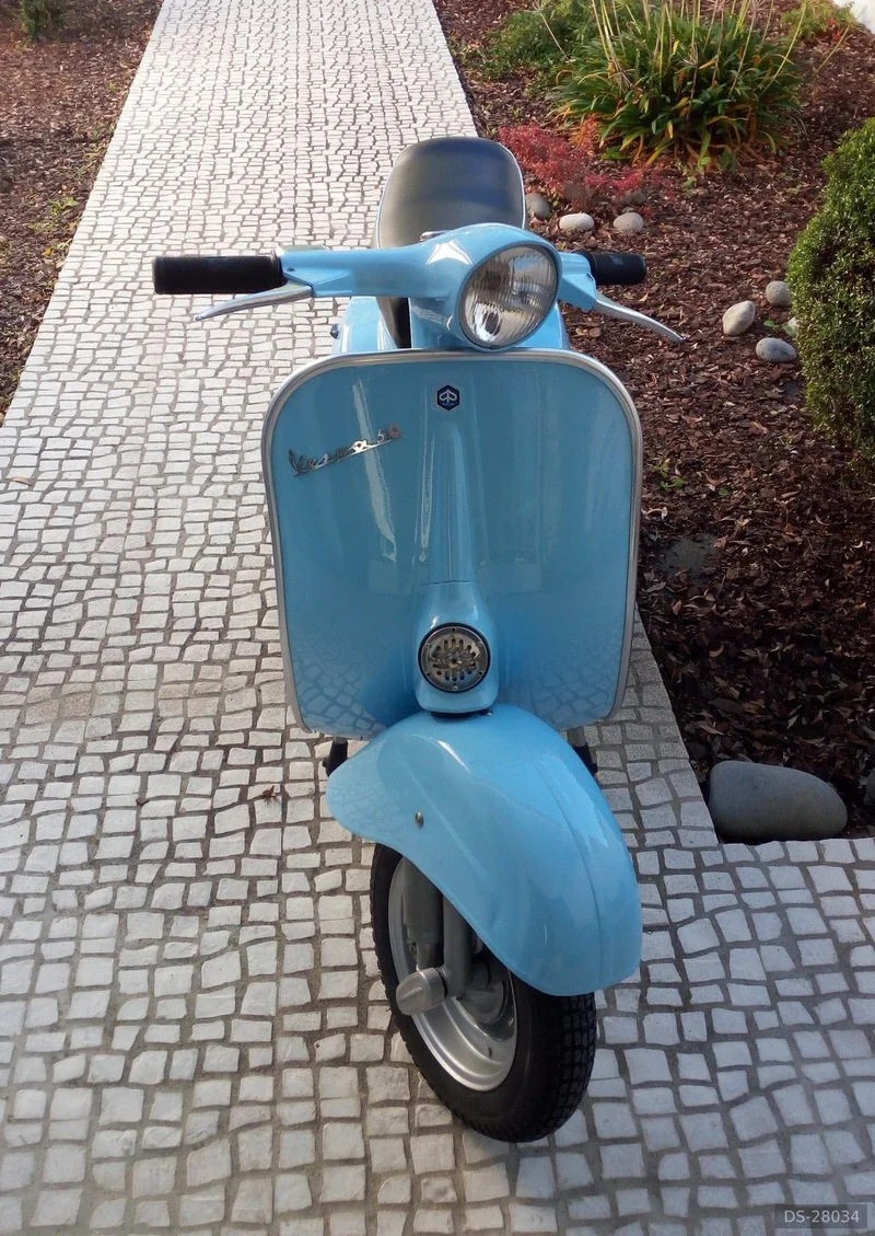 1970 Vespa 50 S in Montijo 3