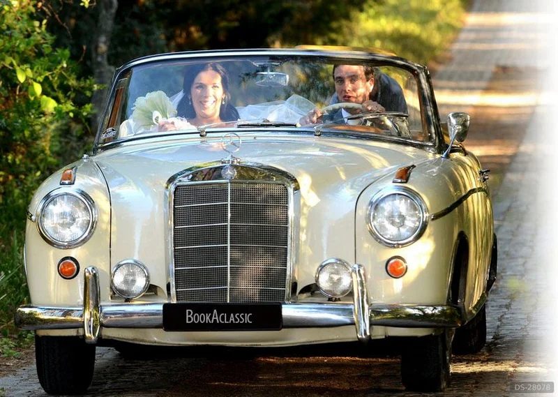 1960 Mercedes-Benz 220 SE Cabriolet in Loulé 3