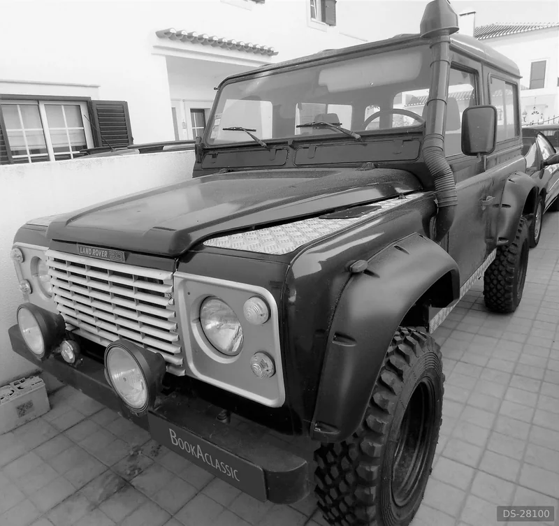 1988 Land Rover Defender 90 in Benavente 4