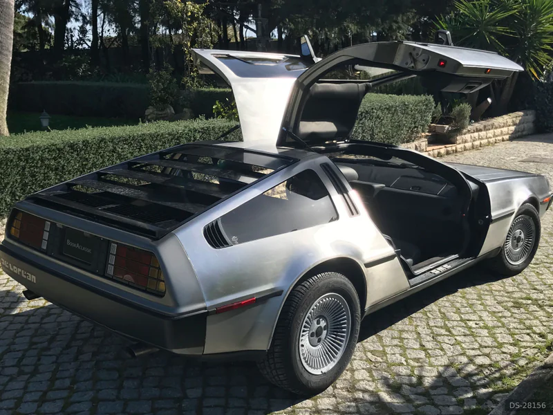 1980 DeLorean DMC-12 in Lisboa 4