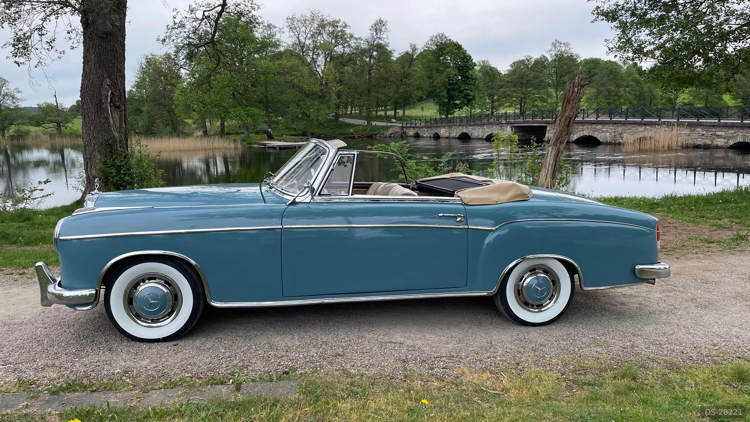 1957 Mercedes-Benz 220S Cabriolet