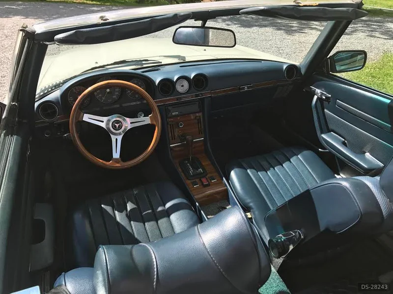1972 Mercedes-Benz 450 SL Cabriolet in Norrköping 2